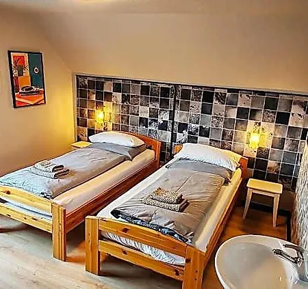 Roastineer Hotel