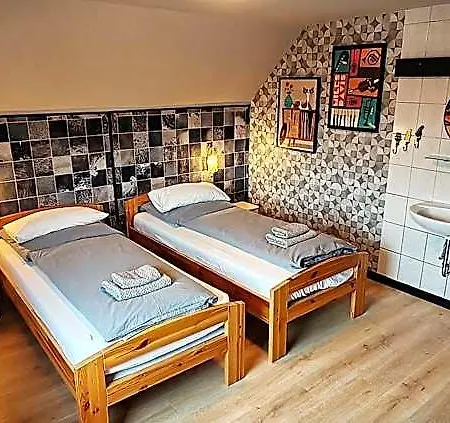 Hotel Roastineer